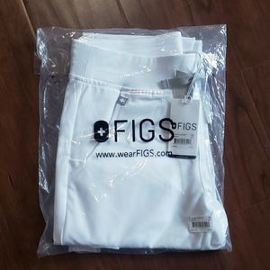 NEW Figs - XS Regular - White Zamora 2.0 Scrub Joggers - NEW WITH TAGS
